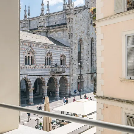 Palazzo La Cortesella - Modern Design & Location