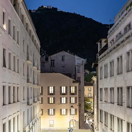 Palazzo La Cortesella - Modern Design & Location