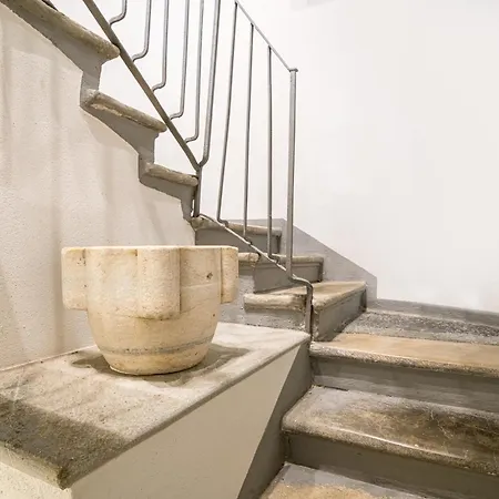 Palazzo La Cortesella - Modern Design & Location كومو
