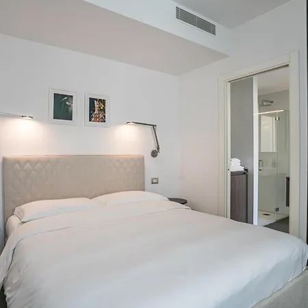 Palazzo La Cortesella - Modern Design & Location كومو