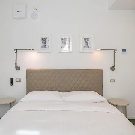 Palazzo La Cortesella - Modern Design & Location * كومو