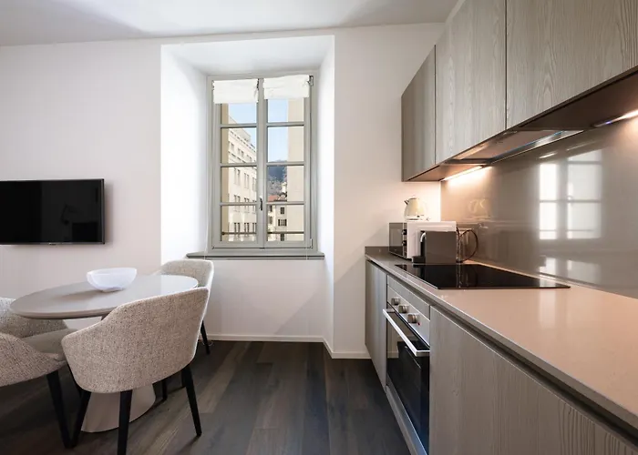 Palazzo La Cortesella - Modern Design&central Location Appartamento *
