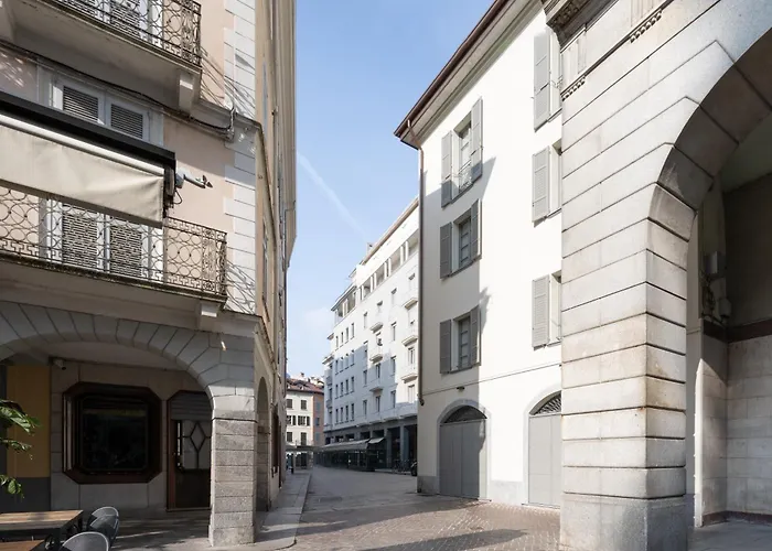 Palazzo La Cortesella - Modern Design&central Location Côme