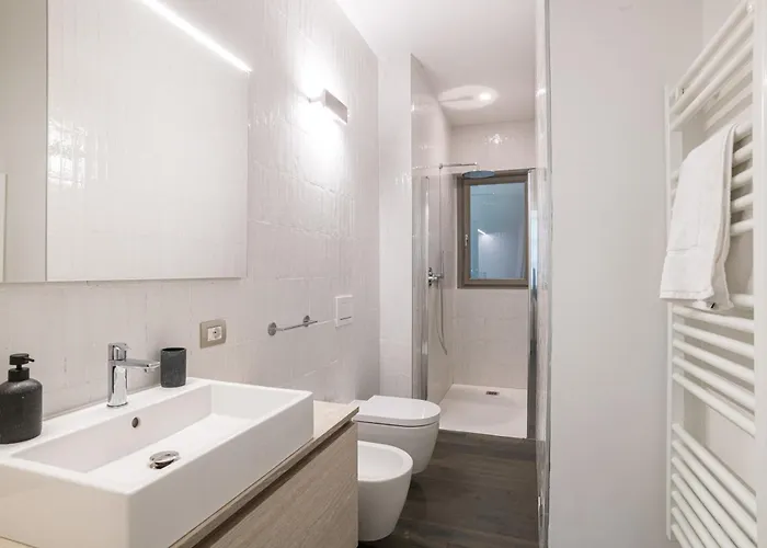 Appartamento Palazzo La Cortesella - Modern Design&central Location Côme