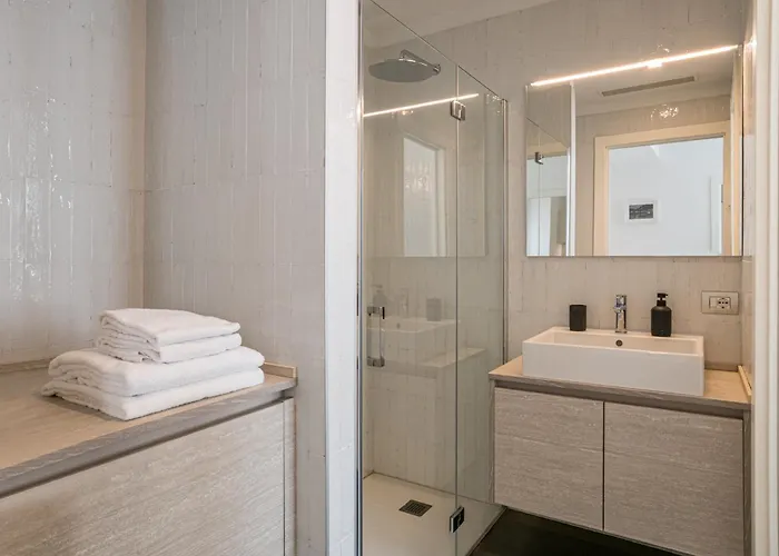 Palazzo La Cortesella - Modern Design&central Location