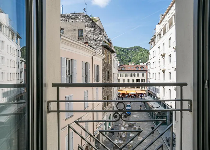 Palazzo La Cortesella - Modern Design&central Location Côme