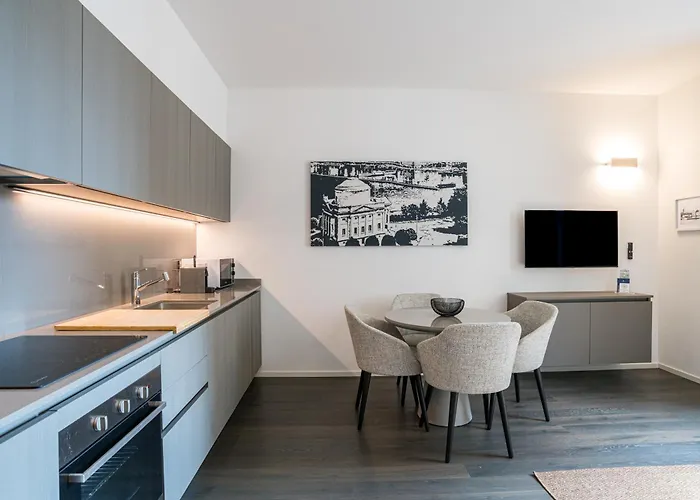 Appartamento Palazzo La Cortesella - Modern Design&central Location *