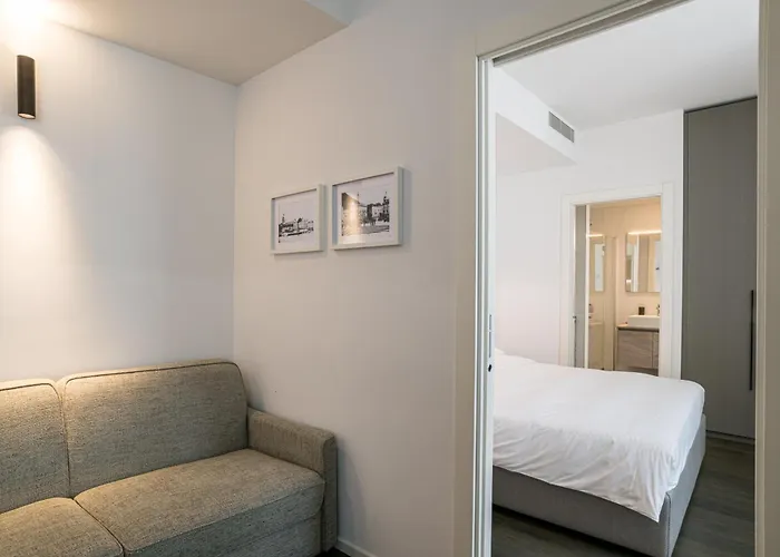 Palazzo La Cortesella - Modern Design&central Location *