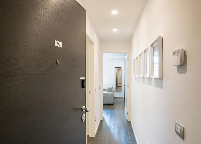 Palazzo La Cortesella - Modern Design&central Location