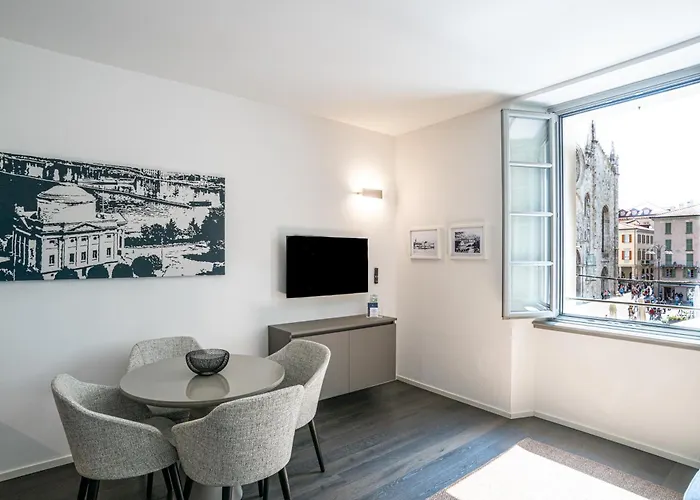 Palazzo La Cortesella - Modern Design&central Location * Côme