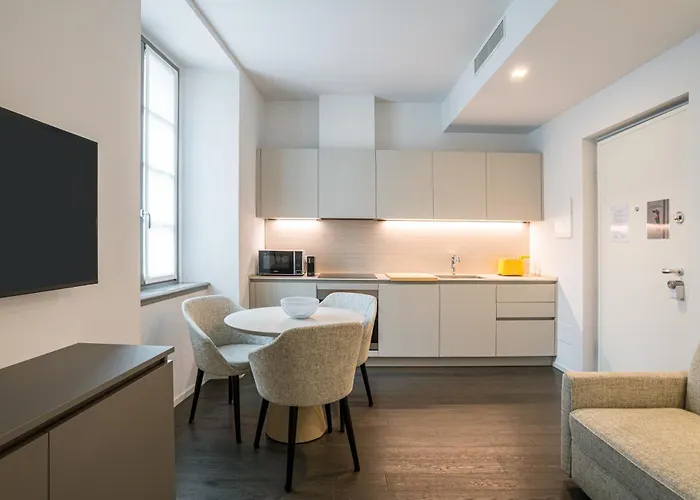 Palazzo La Cortesella - Modern Design&central Location Appartamento