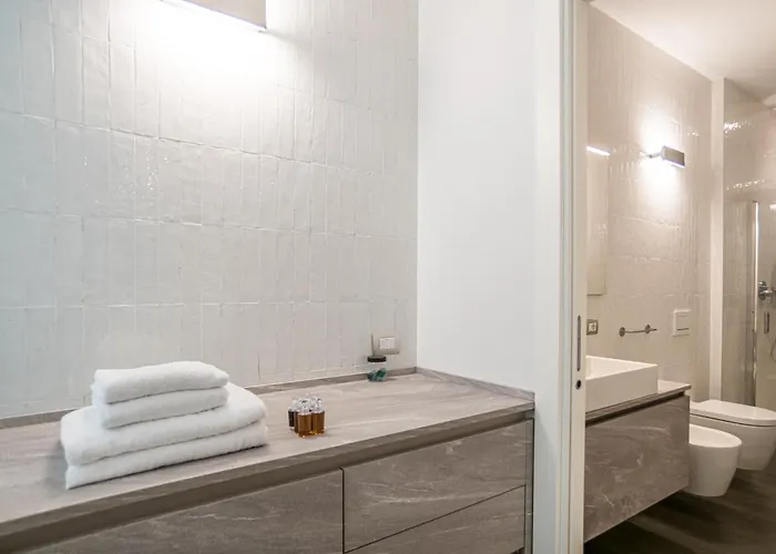 Appartamento Palazzo La Cortesella - Modern Design&central Location Côme