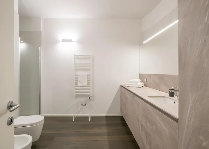 Palazzo La Cortesella - Modern Design&central Location Appartamento
