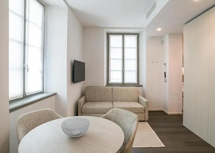 Palazzo La Cortesella - Modern Design&central Location *