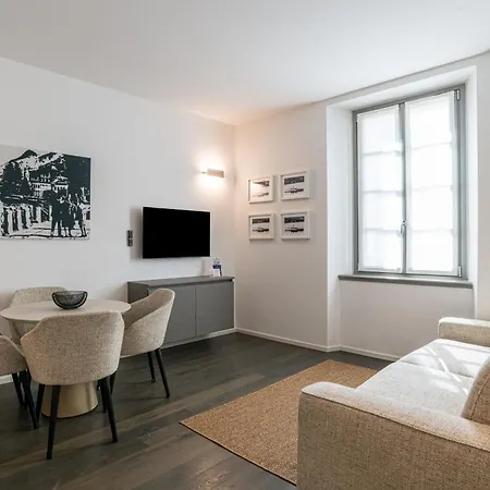 Palazzo La Cortesella - Modern Design & Location *